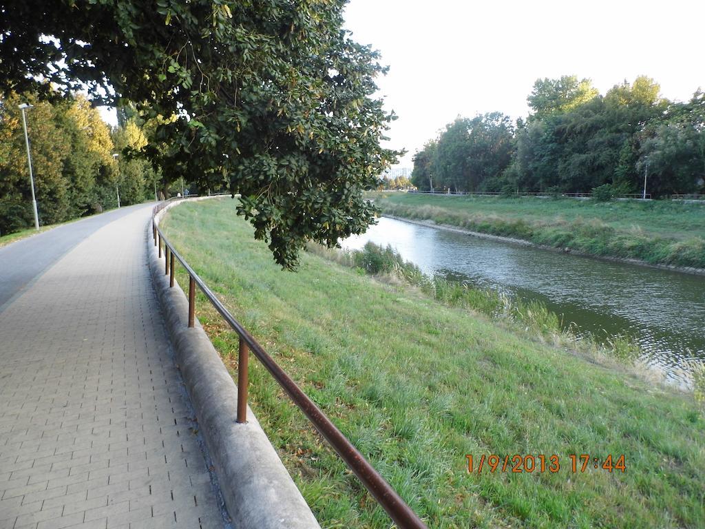Fukas Apartments Nitra Bagian luar foto
